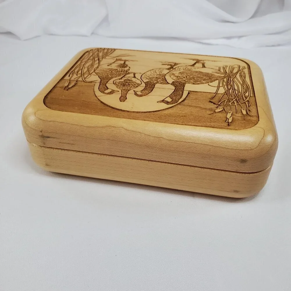 VTG Laz-Art Laser Etched Handcrafted Wood Lidded Jewelry Box Trinket Geese